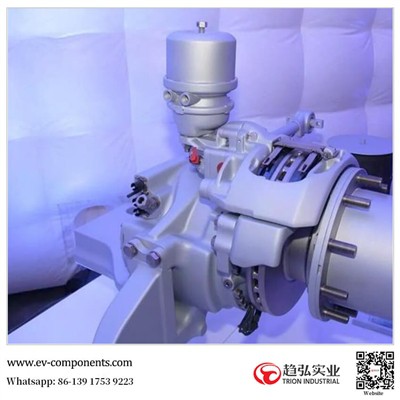 バスの車軸が低床電気バスのレイアウトをサポートする仕組み-